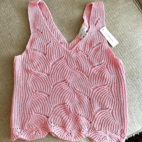 Francesca's Collections Tops - Women’s Tank Sweater